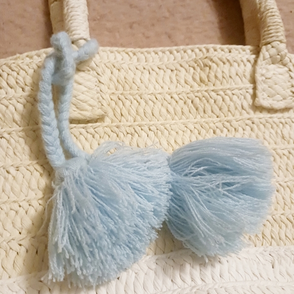 Altru Woven Tote Beach Bag- Made for Good - Picture 2 of 5